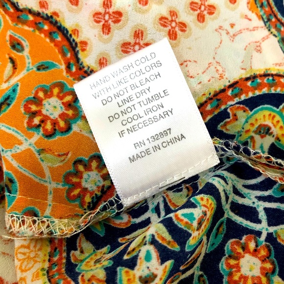 Rose & Olive Top - Picture 11 of 12